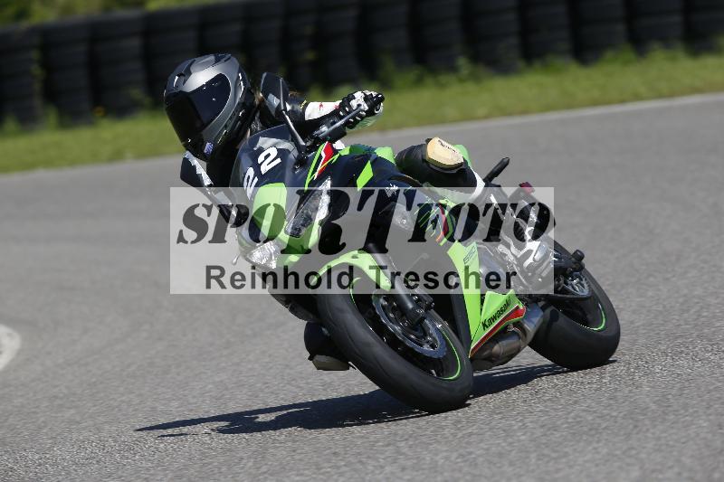 /Archiv-2024/29 12.06.2024 MOTO.CH Track Day ADR/Gruppe blau/22